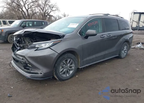2022 Toyota Sienna Xle z USA, uszkodzony, nr VIN 5TDYSKFC1NS051926